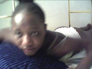 alora-skylar's Live Webcam
