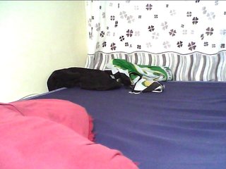 alora-skylar's Live Webcam