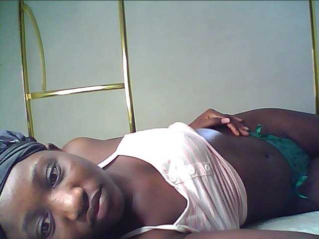 alora-skylar live cam on BongaCams