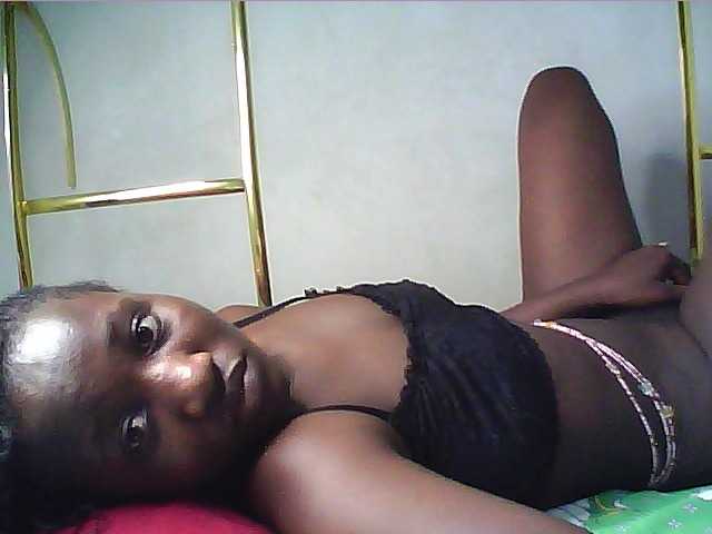 alora-skylar live cam on BongaCams