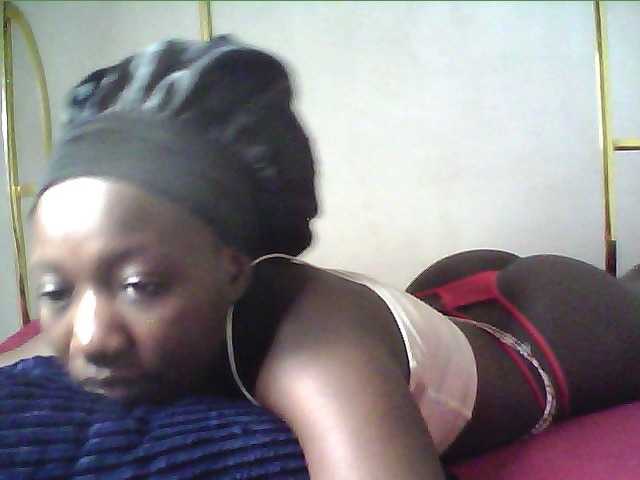 alora-skylar live cam on BongaCams