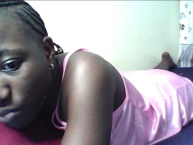 alora-skylar webcam bongacams model stream image
