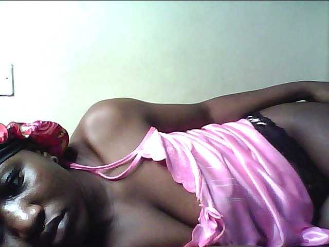 alora-skylar live cam on BongaCams