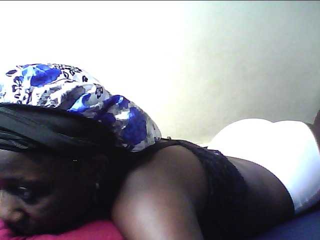 alora-skylar live cam on BongaCams