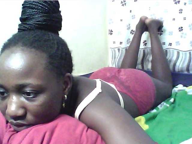 alora-skylar live cam preview