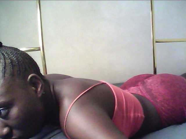 alora-skylar live cam on BongaCams