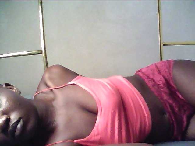 alora-skylar live cam on BongaCams