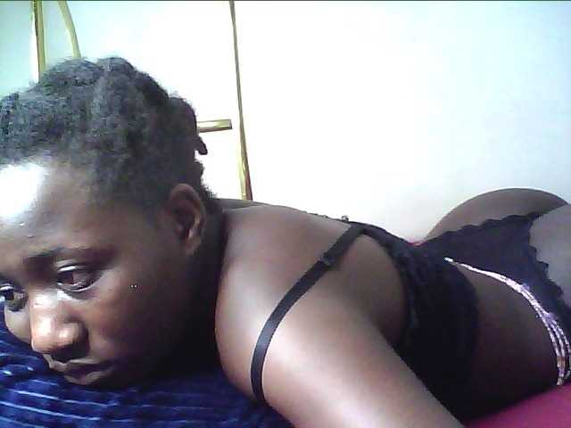 alora-skylar live cam on UnifiedCams