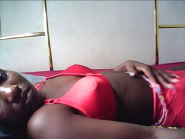 alora-skylar live cam on BongaCams