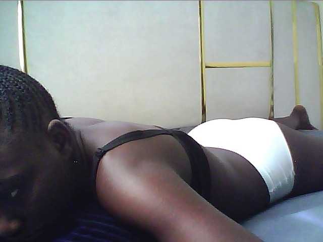 alora-skylar live cam on BongaCams