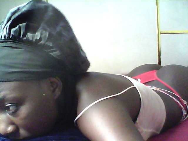alora-skylar live cam on BongaCams