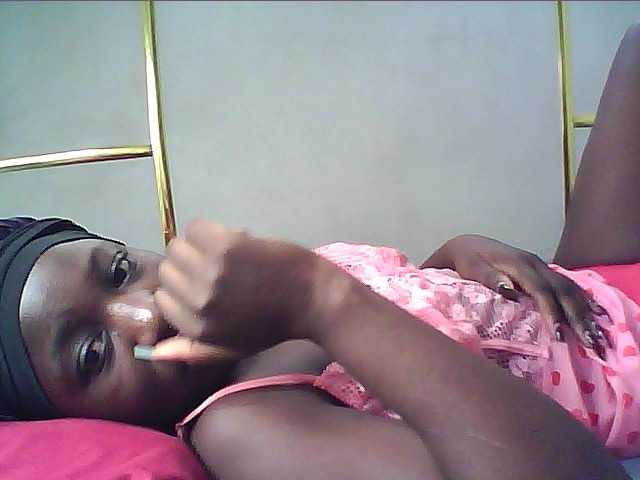 alora-skylar live cam on BongaCams