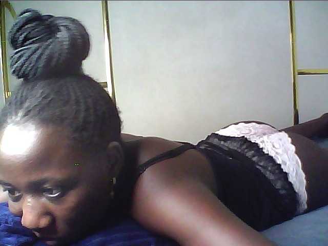 alora-skylar live cam on BongaCams