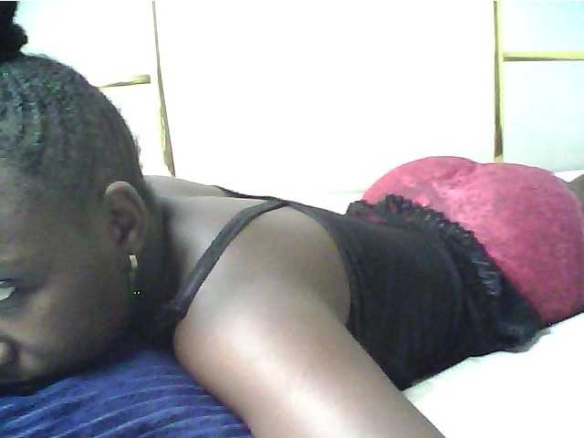 alora-skylar live cam on BongaCams