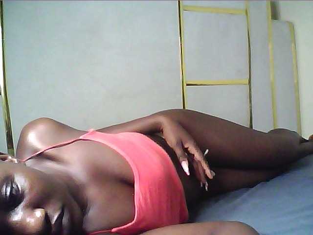 alora-skylar live cam on BongaCams