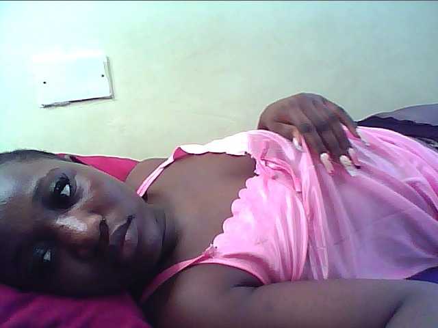alora-skylar live cam on BongaCams