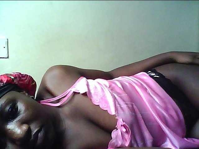 alora-skylar live cam on BongaCams