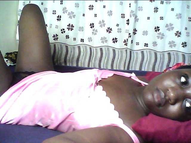 alora-skylar live cam on BongaCams