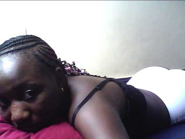 alora-skylar live cam on BongaCams