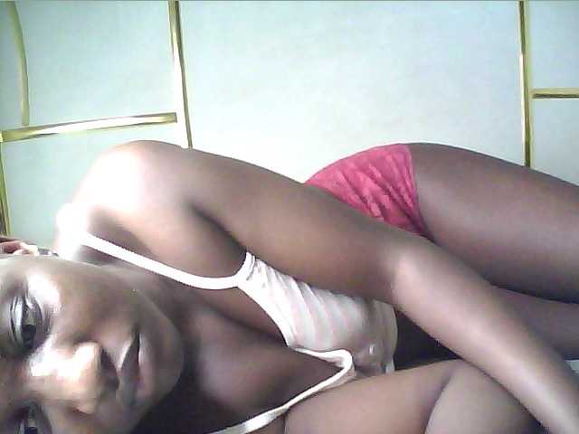 alora-skylar live cam on BongaCams