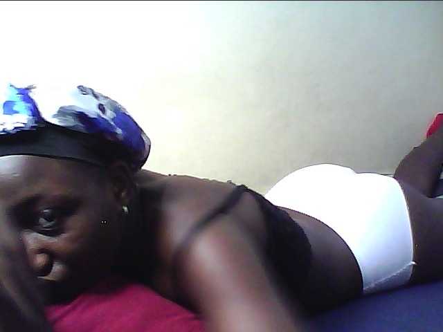 alora-skylar live cam on BongaCams
