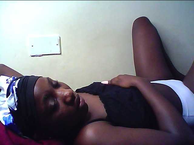 alora-skylar live cam on BongaCams