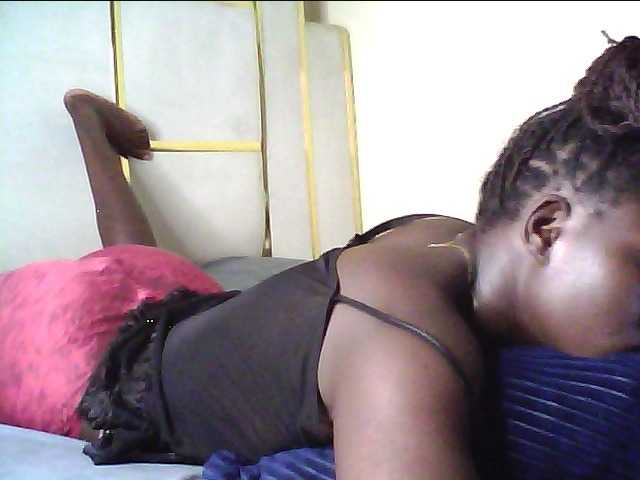 alora-skylar live cam on BongaCams