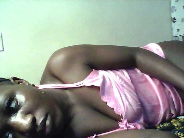 alora-skylar live cam on BongaCams