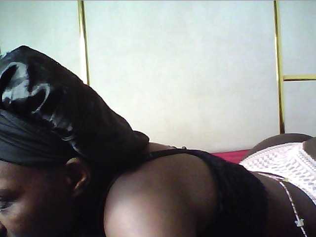 alora-skylar live cam on BongaCams