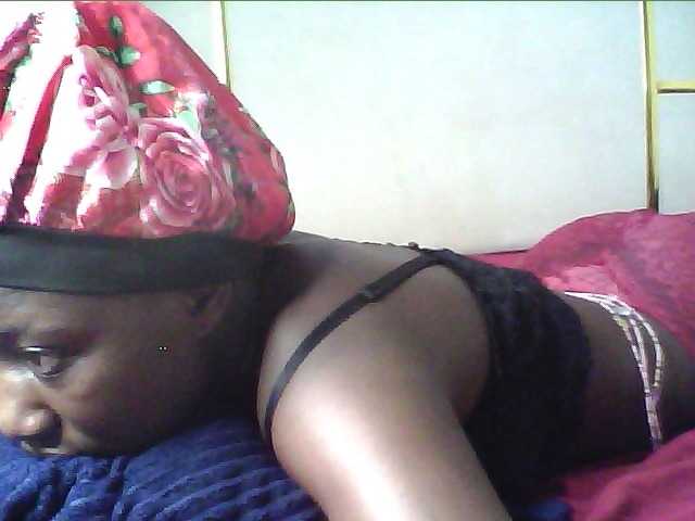 alora-skylar live cam on BongaCams