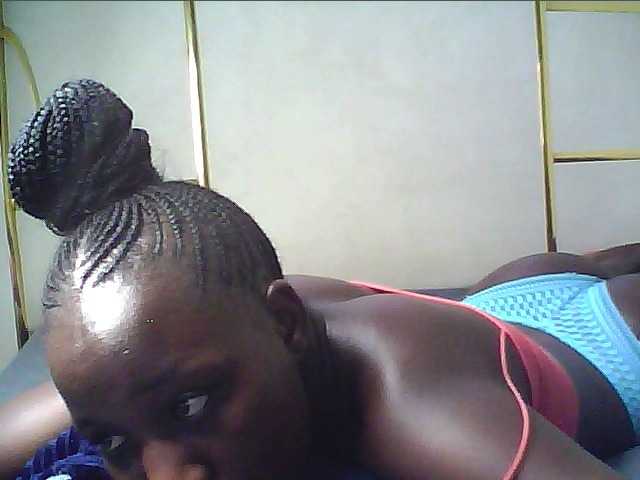 alora-skylar live cam on BongaCams