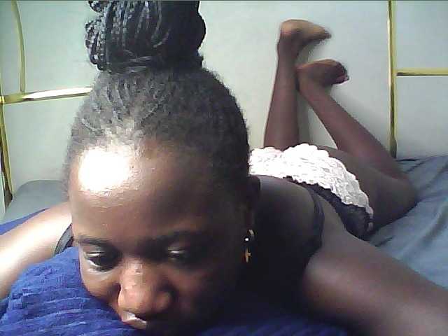 alora-skylar live cam on BongaCams