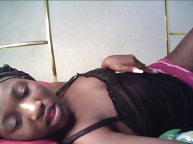 alora-skylar live cam on BongaCams