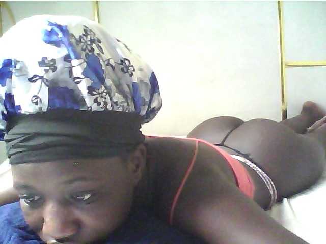 alora-skylar live cam on BongaCams