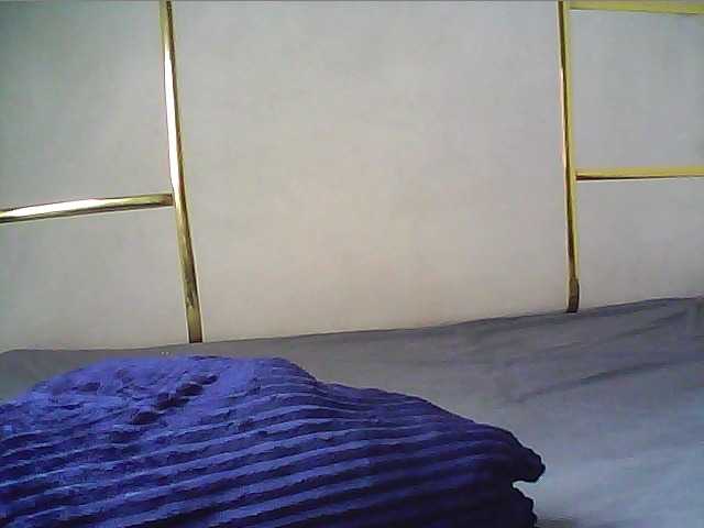 alora-skylar live cam on BongaCams