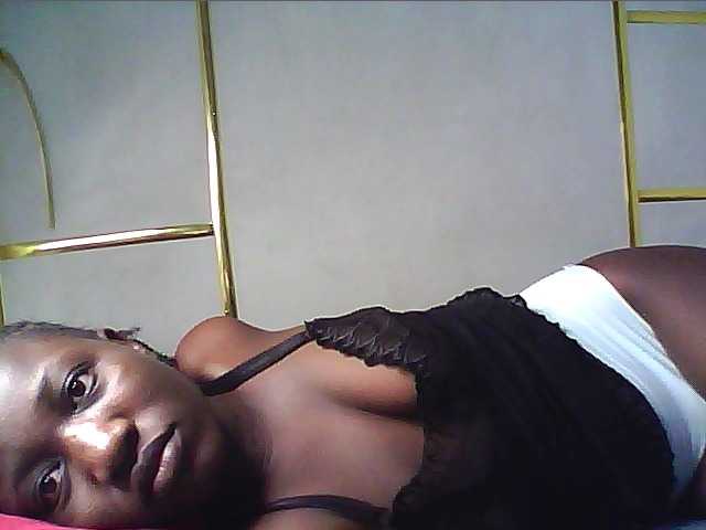 alora-skylar live cam on BongaCams