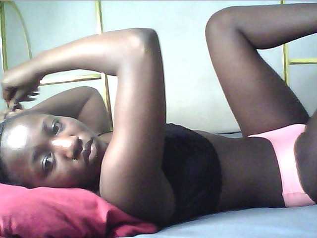 alora-skylar live cam on BongaCams