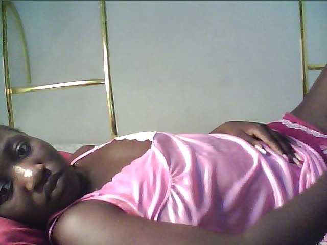 alora-skylar live cam on BongaCams