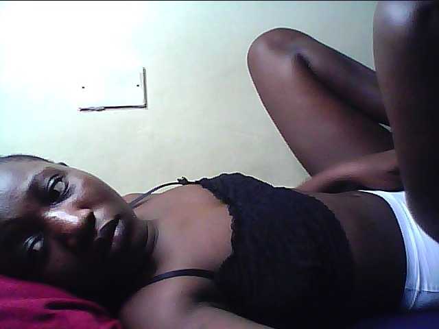 alora-skylar live cam on BongaCams