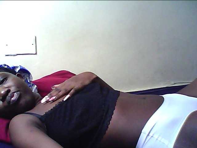alora-skylar live cam on BongaCams