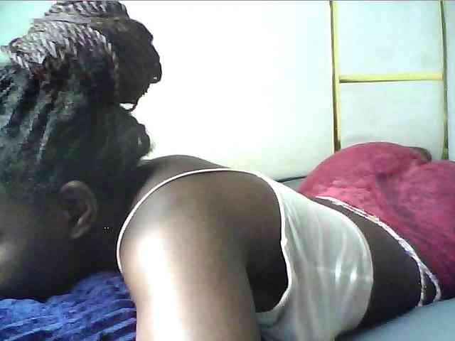 alora-skylar Live Webcam on BongaCams