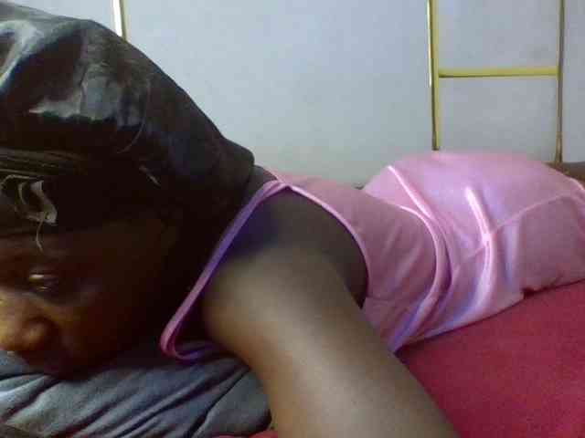 alora-skylar webcam