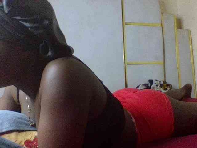 alora-skylar webcam