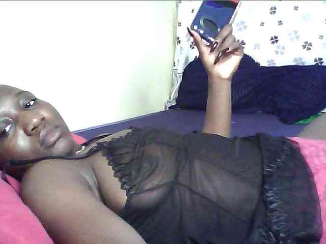 alora-skylar webcam
