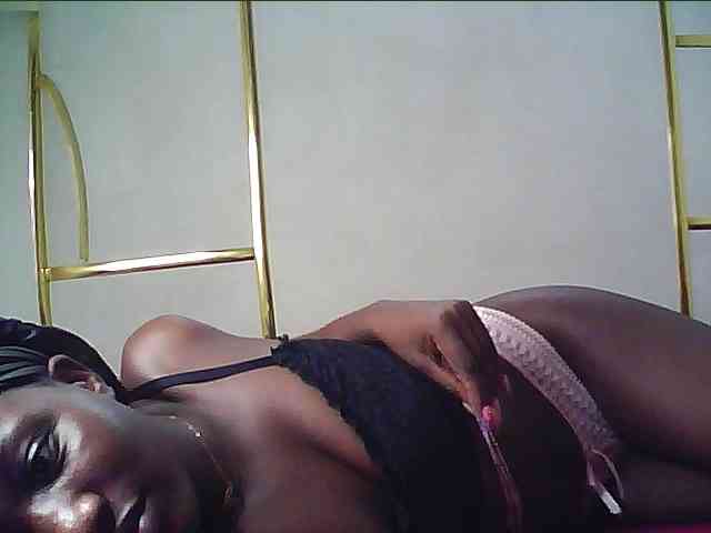 alora-skylar webcam