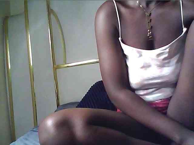 alora-skylar webcam