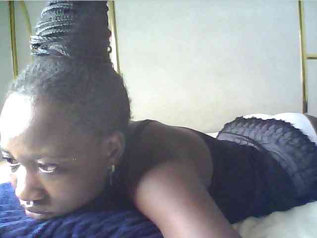 alora-skylar webcam