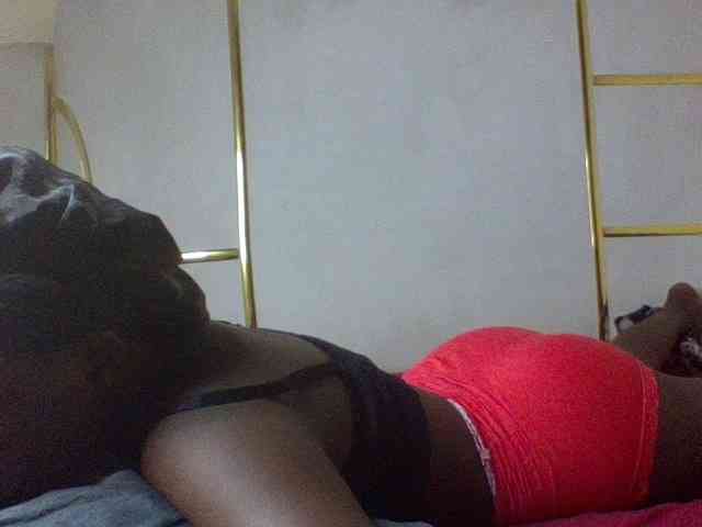 alora-skylar webcam