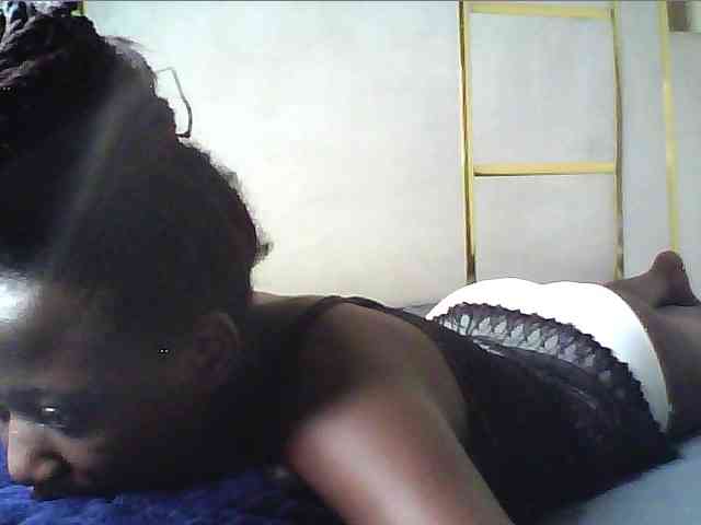 alora-skylar webcam