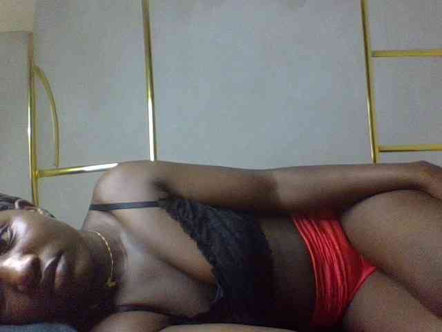 alora-skylar webcam